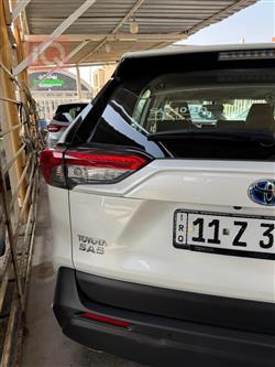 تۆیۆتا ڕاڤ 4